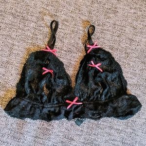 ❗️2 for $8  Victorias Secret Lace Bralet NWOT